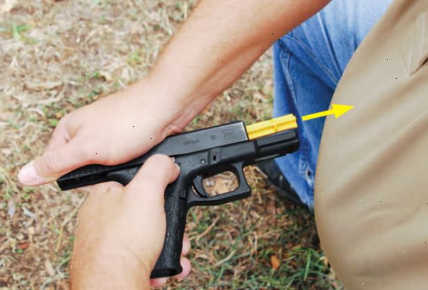 Hvordan til at håndtere et skydevåben sikkert. Hold altid næsepartiet pegede i en sikker retning.