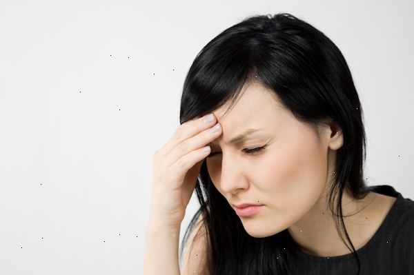 Hvordan skal man behandle migræne. Før de søger behandling forsøge at vide, hvis du lider en migræne, og ikke en simpel hovedpine eller.
